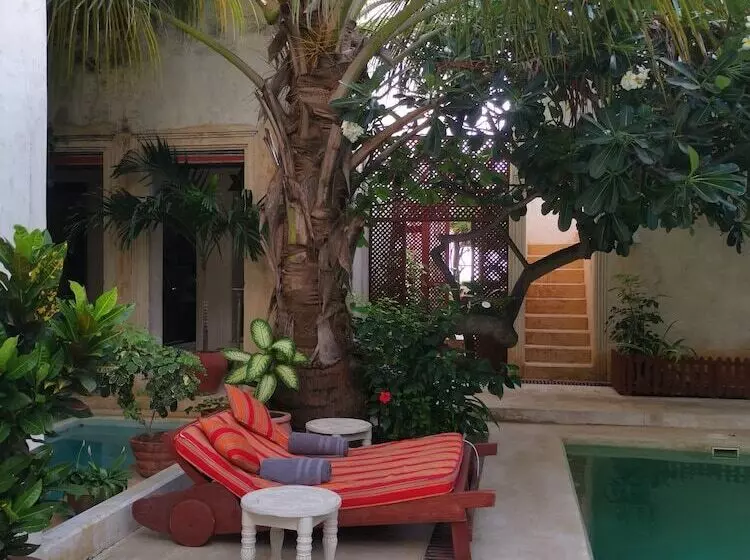 هتل Jannat House