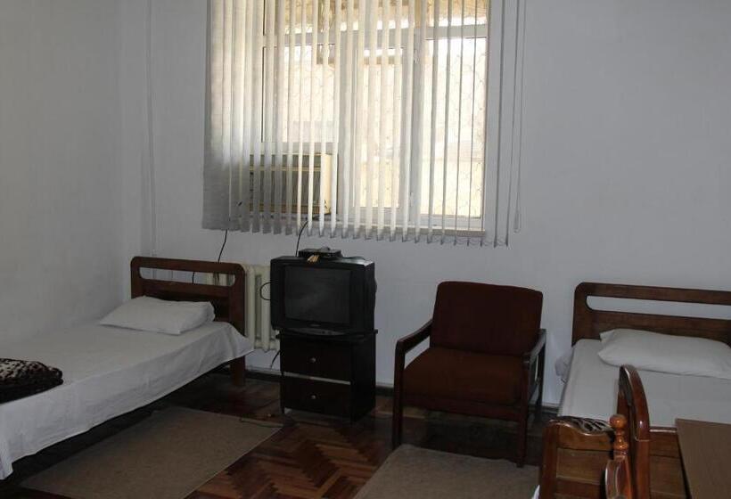 هتل Naftalan Guest House