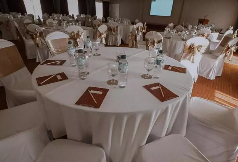 هتل Novo Turismo Resort & Spa