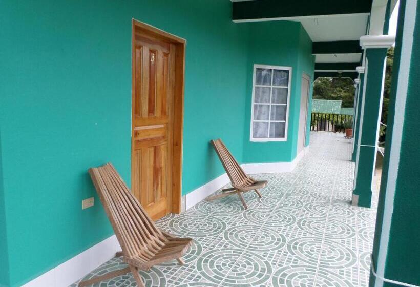 Hotelli River Park Inn