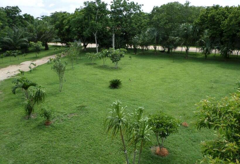 Hotelli River Park Inn