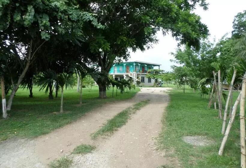 Hotel River Park Inn