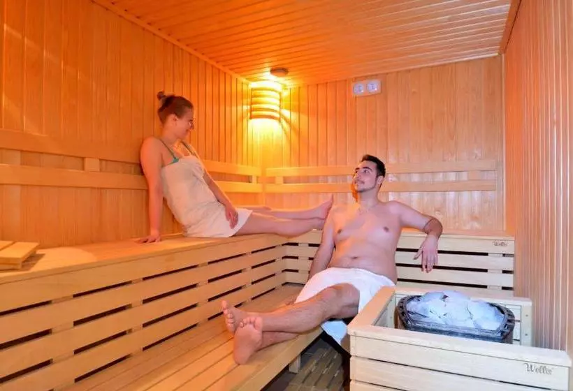 Hotelli Viktória Wellness