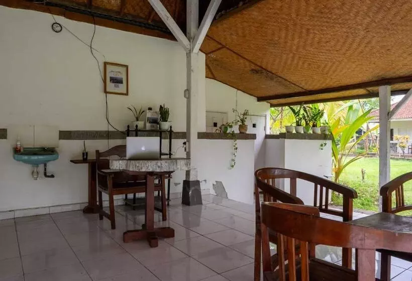 ホテル Hepi Bungalow Lovina