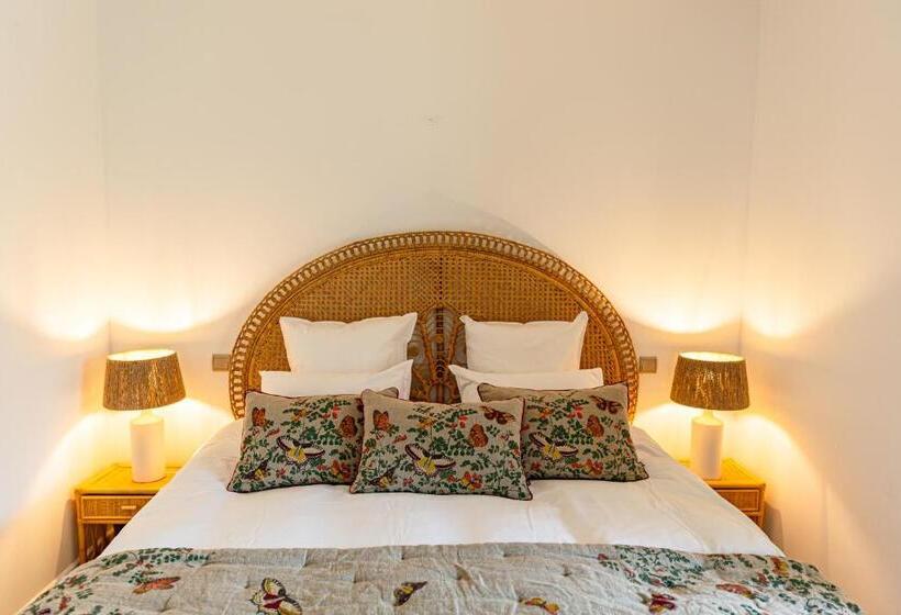 Отель Maison Bournissac