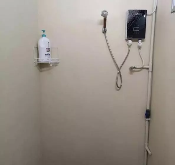 Hotelli Spot On 90808 Night Stayin2