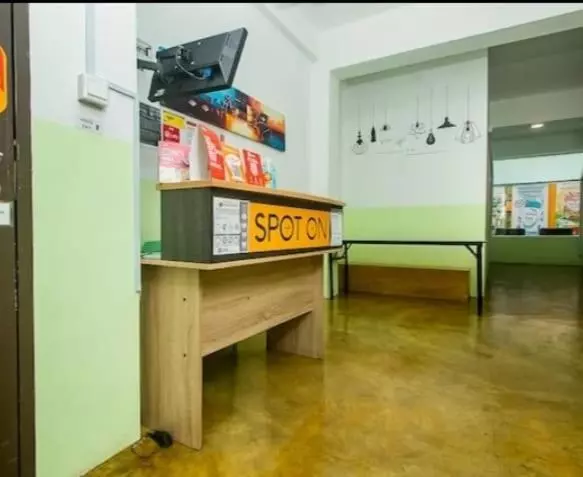 Hotelli Spot On 90808 Night Stayin2