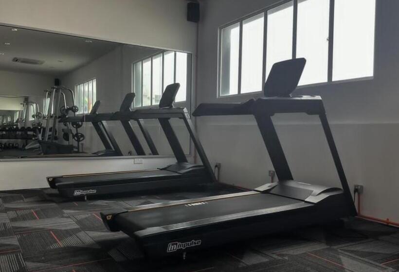 ペンション Inap Tanjung Homestay