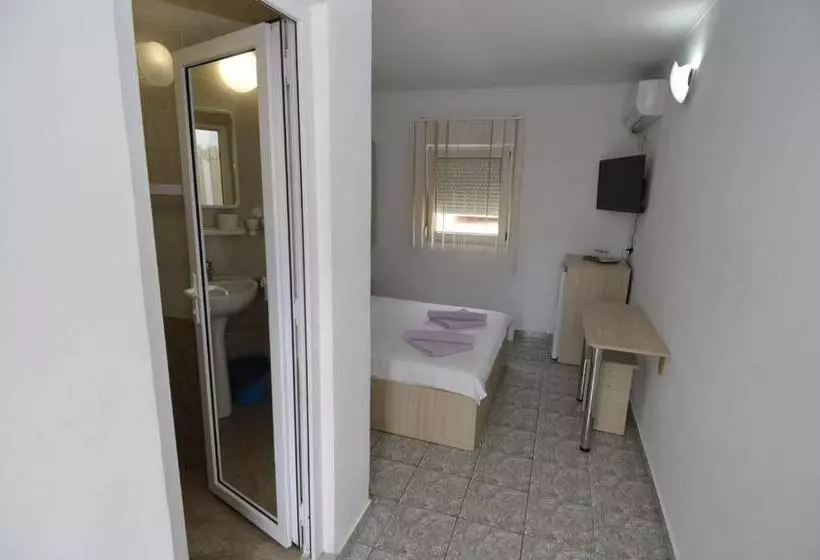 ペンション Vila Rara