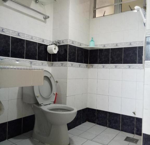 Ruiyas Sea View Condominium Portdickson