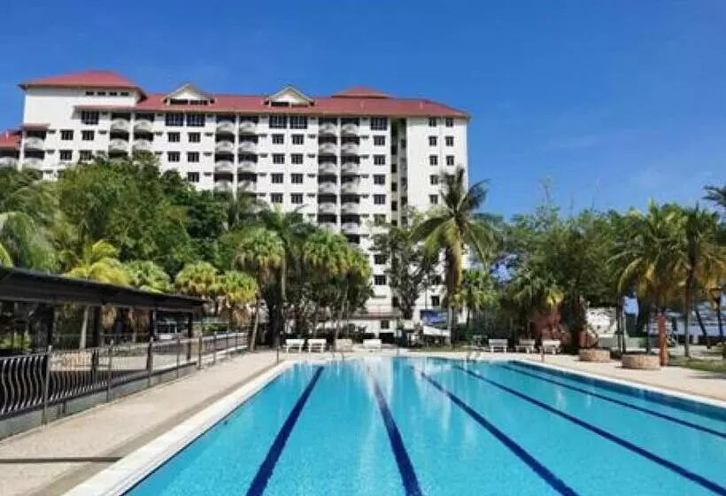 Ruiyas Sea View Condominium Portdickson