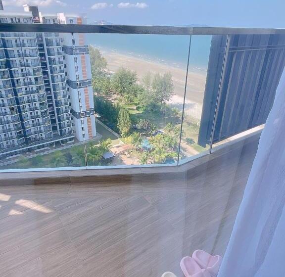 Vitamin Sea Timurbay Residence