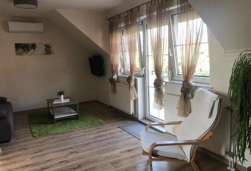 Bed and Breakfast Judit Vendégház