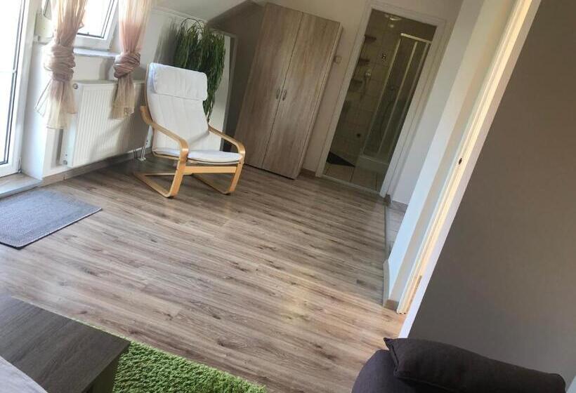 Bed and Breakfast Judit Vendégház