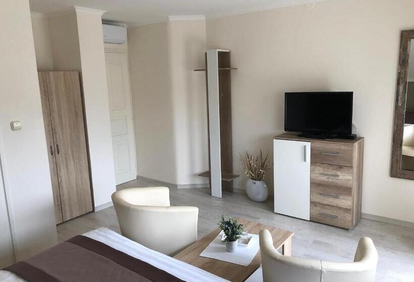 Bed and Breakfast Judit Vendégház