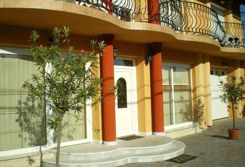 تختخواب و صبحانه Mediterrán Apartmanok Harkány