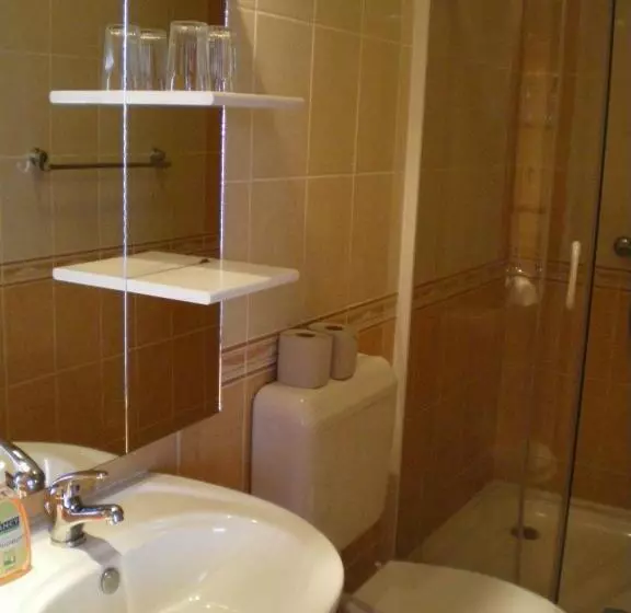 تختخواب و صبحانه Mediterrán Apartmanok Harkány