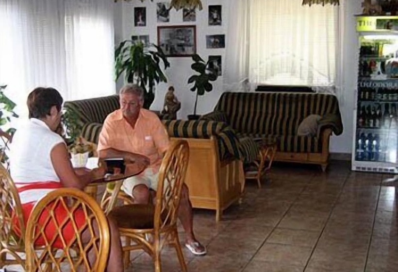 Aamiaismajoitus (B&B) Sarokhaz Panzio