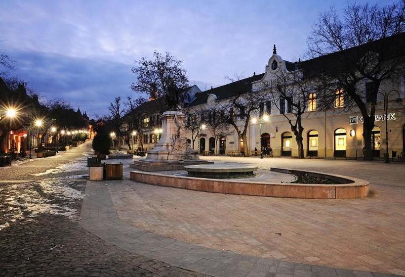 Bed and Breakfast Szekszárd Szálló