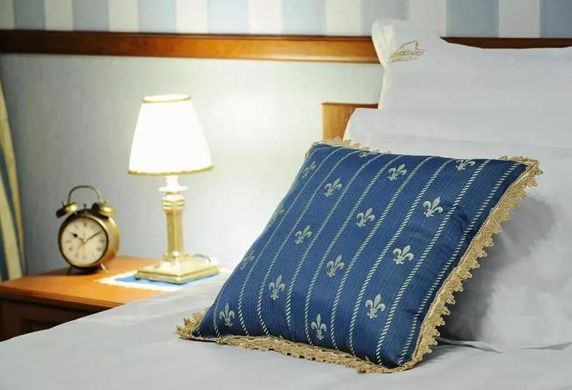 Aamiaismajoitus (B&B) Szekszárd Szálló