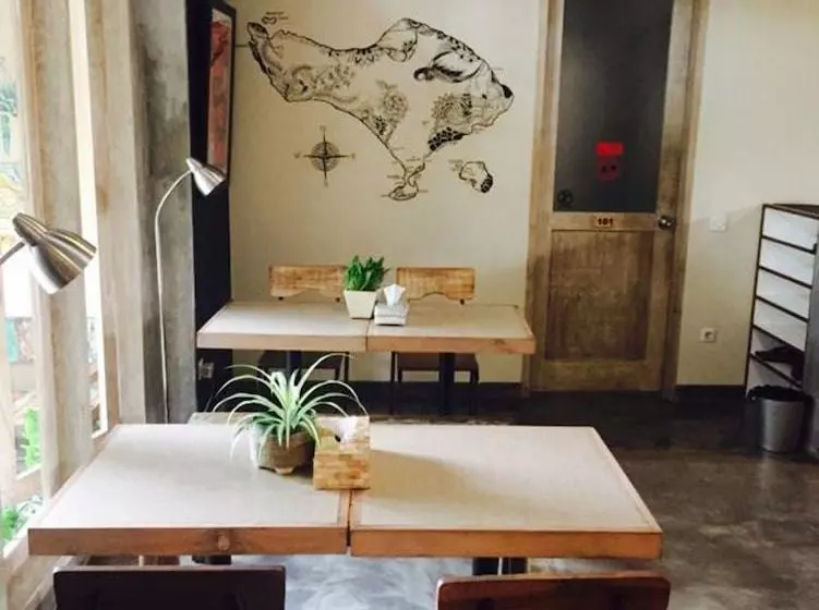 Bread & Jam Hostel