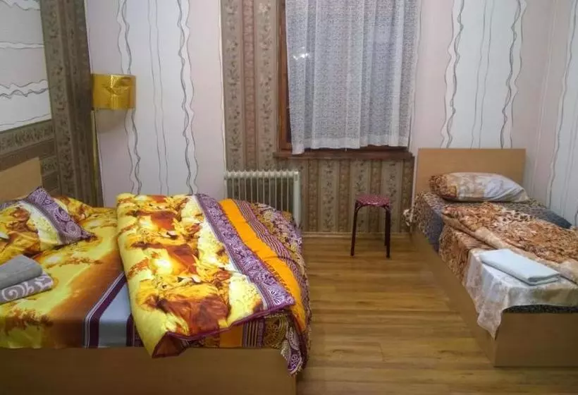 Hostel Alex 1