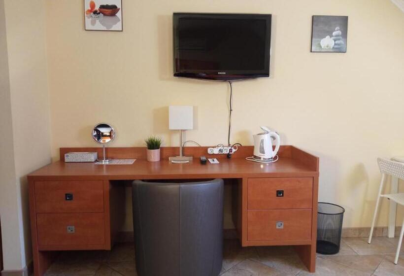 ホテル Club Haus 502 Kalocsa