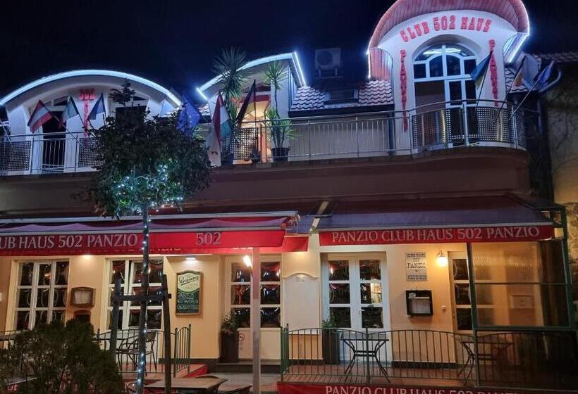 ホテル Club Haus 502 Kalocsa