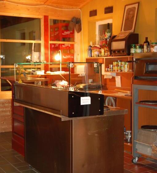 ホテル Club Haus 502 Kalocsa