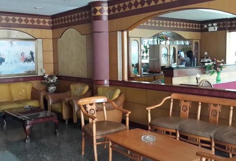 בית מלון כפרי Lai Lai Mutiara