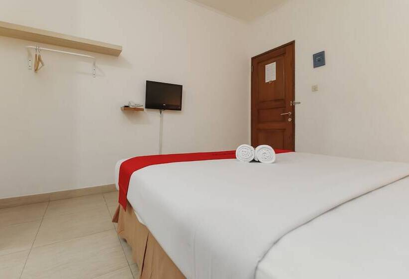 Otel Reddoorz @ Petojo