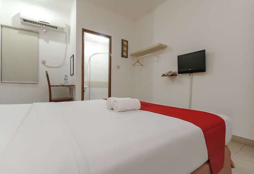 Otel Reddoorz @ Petojo