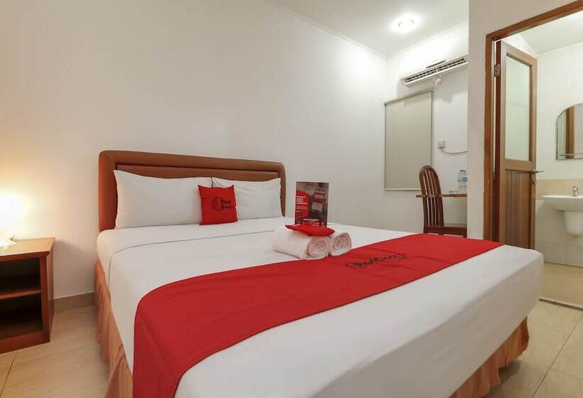 Otel Reddoorz @ Petojo