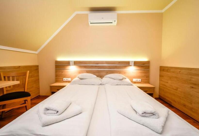 Hotel Rózsa Csárda