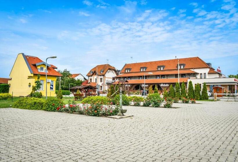 Hotel Rózsa Csárda