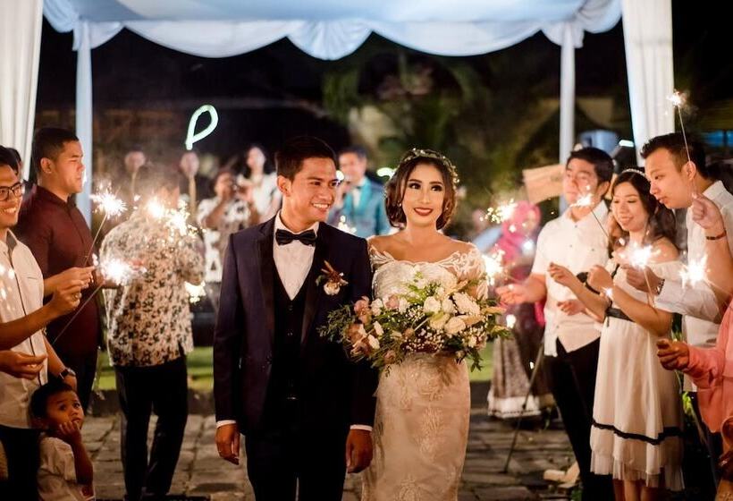 Tasneem Convention Hotel Yogyakarta