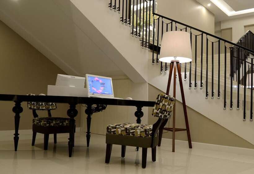 Tasneem Convention Hotel Yogyakarta