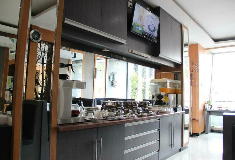 Otel Victory Bandung