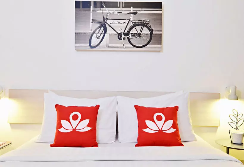 ホテル Zen Rooms Halimun Palasari