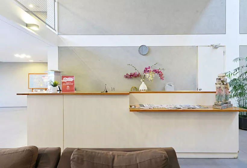 ホテル Zen Rooms Halimun Palasari