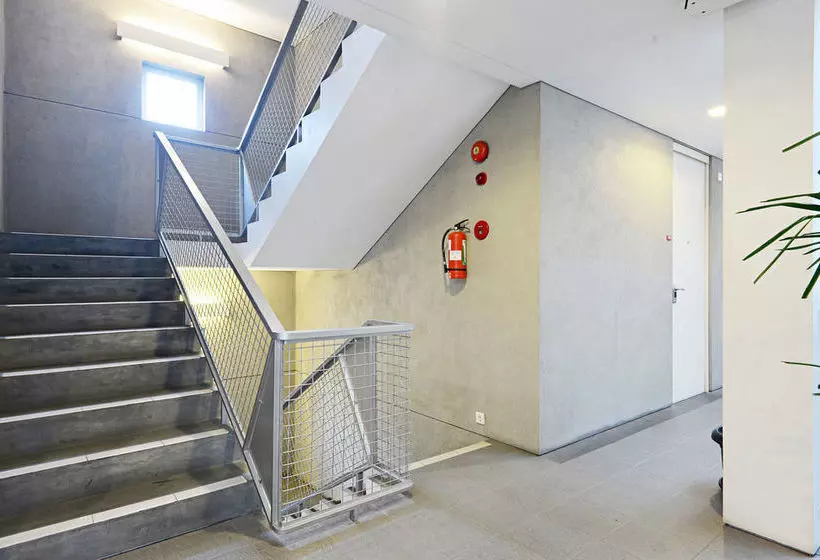ホテル Zen Rooms Halimun Palasari