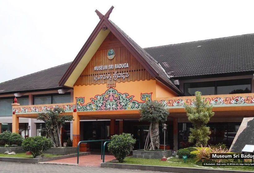 בית מלון כפרי Zen Rooms Halimun Palasari