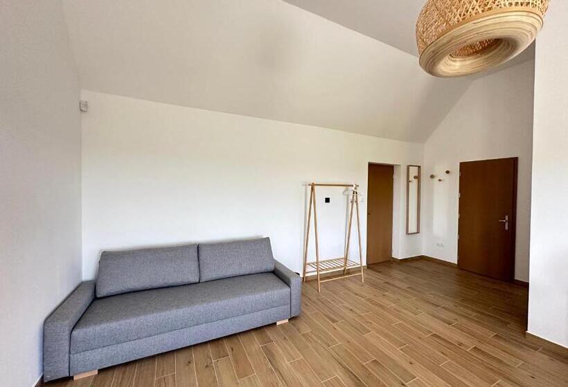 פנסיון Rábai Katalin Borászat és Vendégház