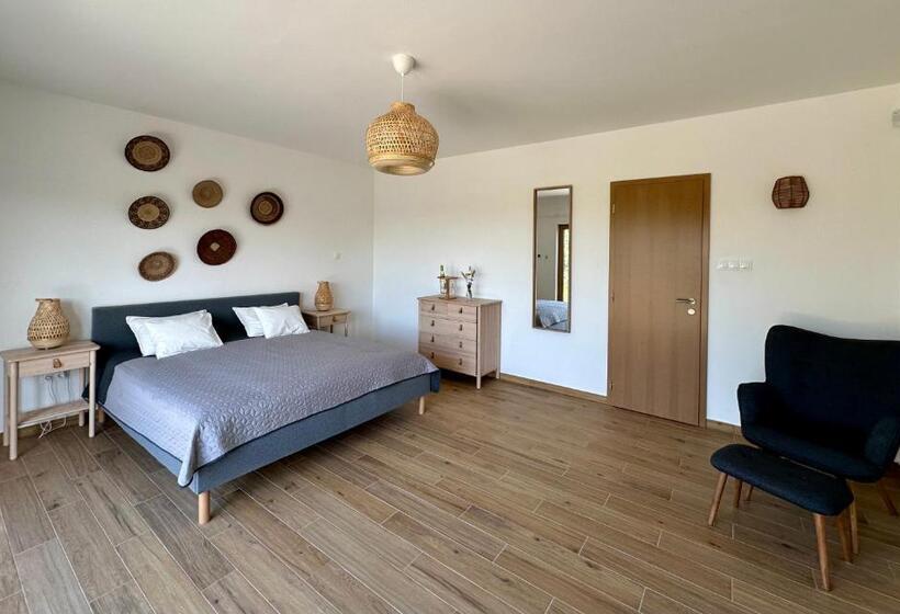 פנסיון Rábai Katalin Borászat és Vendégház