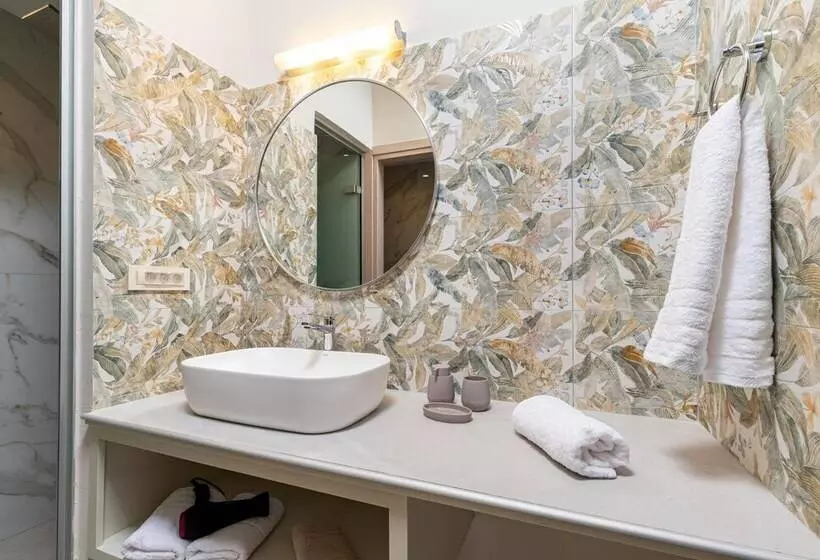 Achatis Apartments With Sea View