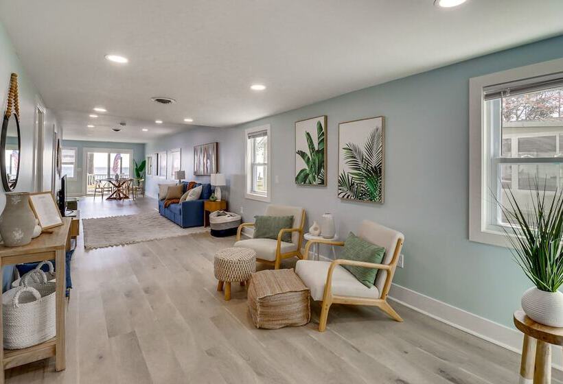 Bayfront Maryland Retreat W/ Deck, Near Beaches!