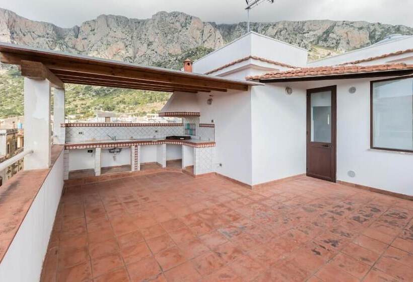 ベッドアンドブレックファースト Zangara Flat