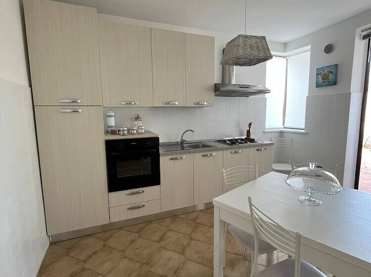 ベッドアンドブレックファースト Zangara Flat