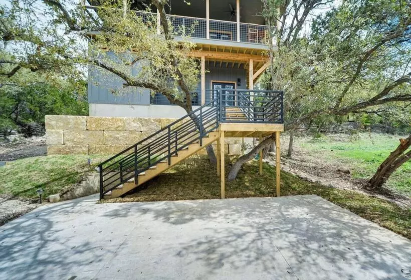 Canyon Lake Home W/ Private Deck: 5 Mi To Marina!