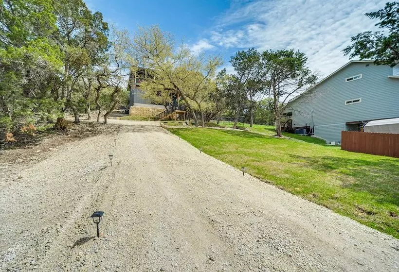 Canyon Lake Home W/ Private Deck: 5 Mi To Marina!